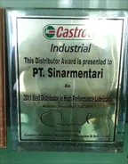 Tentang Kami  2011 Best Distributor in High Performance Lubricants. acv5